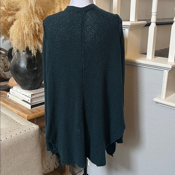 Free People Handkerchief Hem Longline Cardigan Green Sweater Size Small - Picture 6 of 9